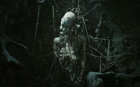 灵媒双重视角解谜怎么玩？怪物追逐逃脱技巧全攻略