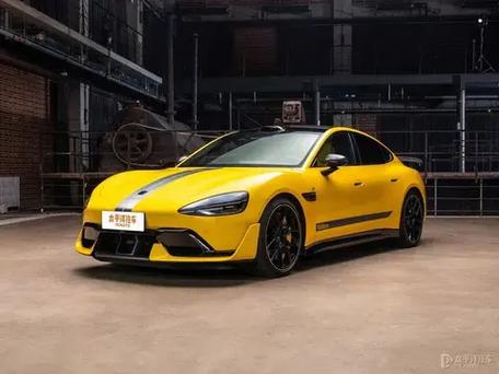 BackseatDrivers免费试驾全车辆性能深度评测：哪台车刷圈速最快？-1