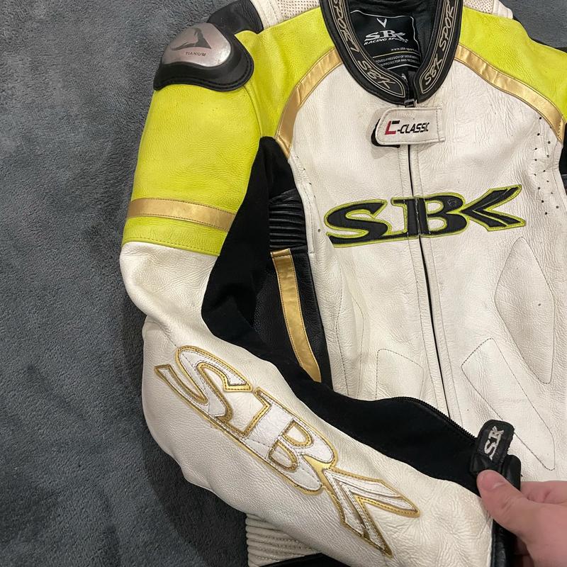 SBK 23 - 超级摩托车竞速模拟游戏_资料大全-4 SBK 23 - 超级摩托车竞速模拟游戏_资料大全-4