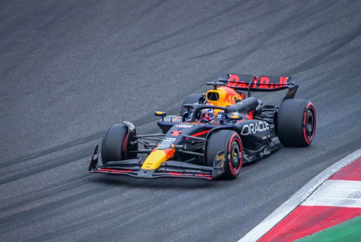 F1 2025 - 赛车模拟竞速游戏_资料大全-2 F1 2025 - 赛车模拟竞速游戏_资料大全-2