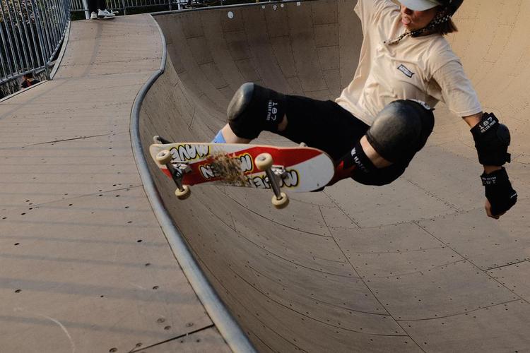 skate. - 滑板运动模拟单机游戏_资料大全-5 skate. - 滑板运动模拟单机游戏_资料大全-5