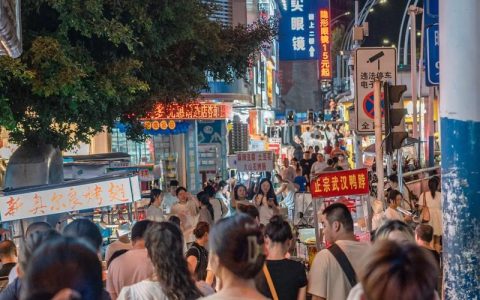 喧闹的街全收集攻略：3分钟速通隐藏BOSS打法