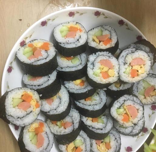 新手必看!家庭寿司制作教程,详细步骤零失败